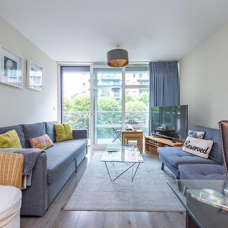 Riverside Apartment Londra Exterior foto